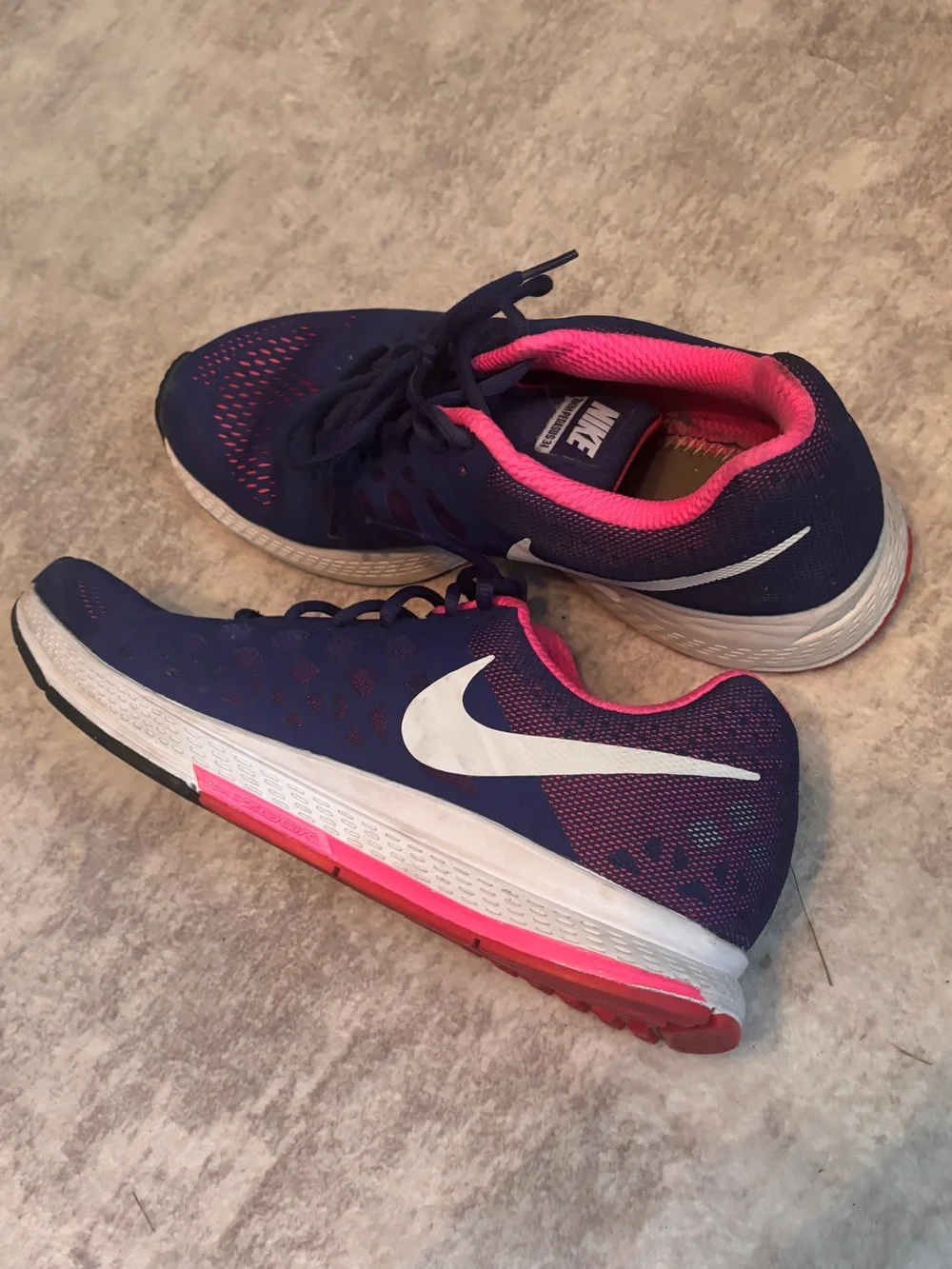 Nike Women’s Zoom Pegasus 31 - Size 10 - Blue and Pink Training Sneakers